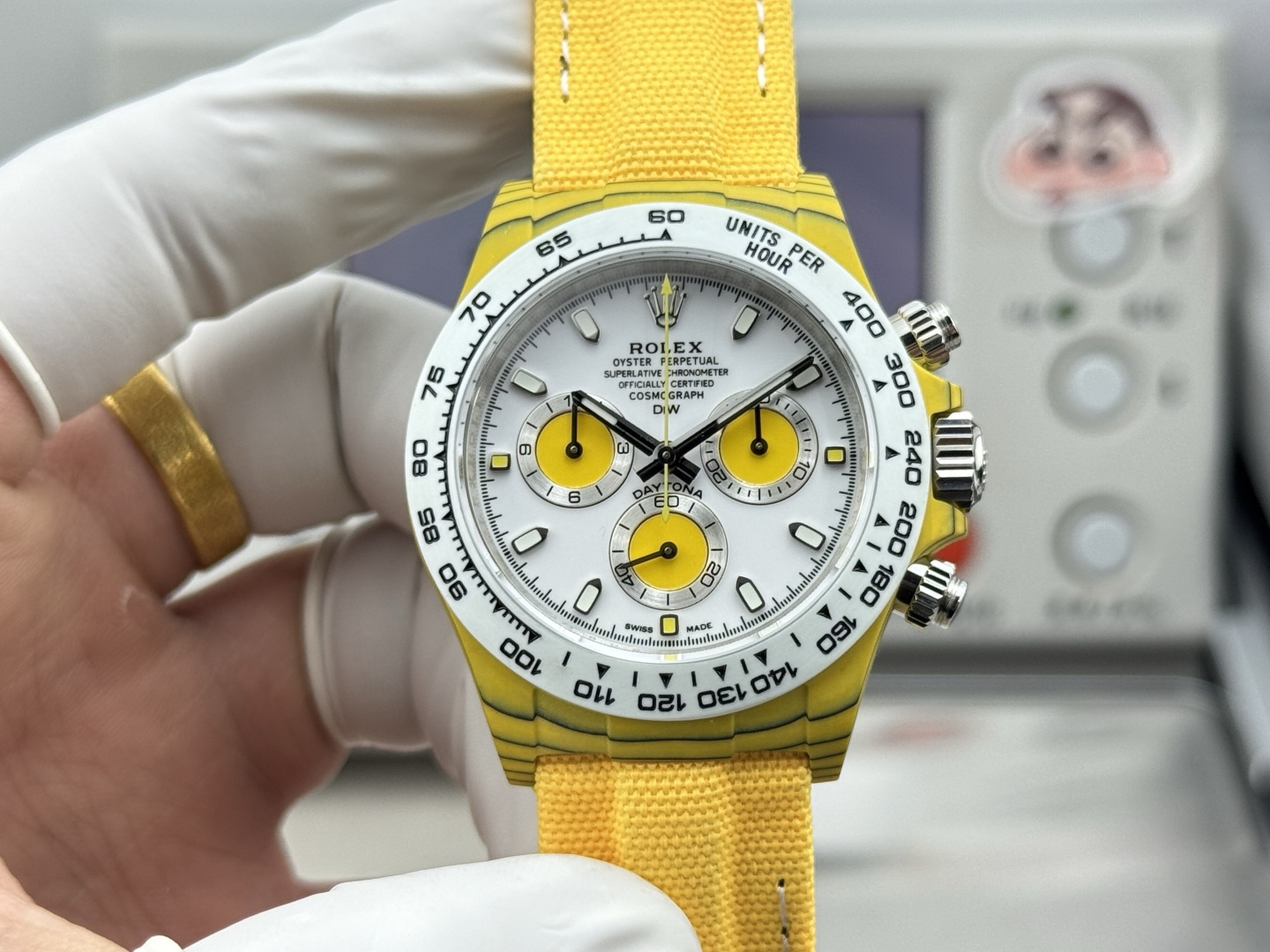 High Quality Replica Detail Shot