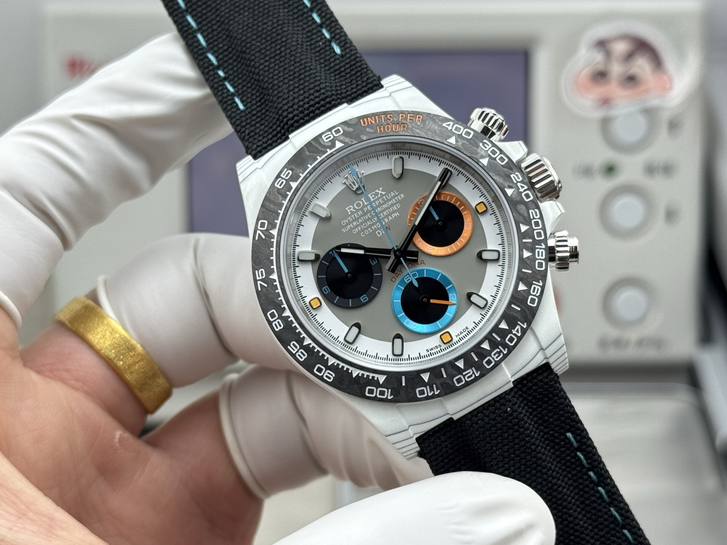 High Quality Replica Detail Shot