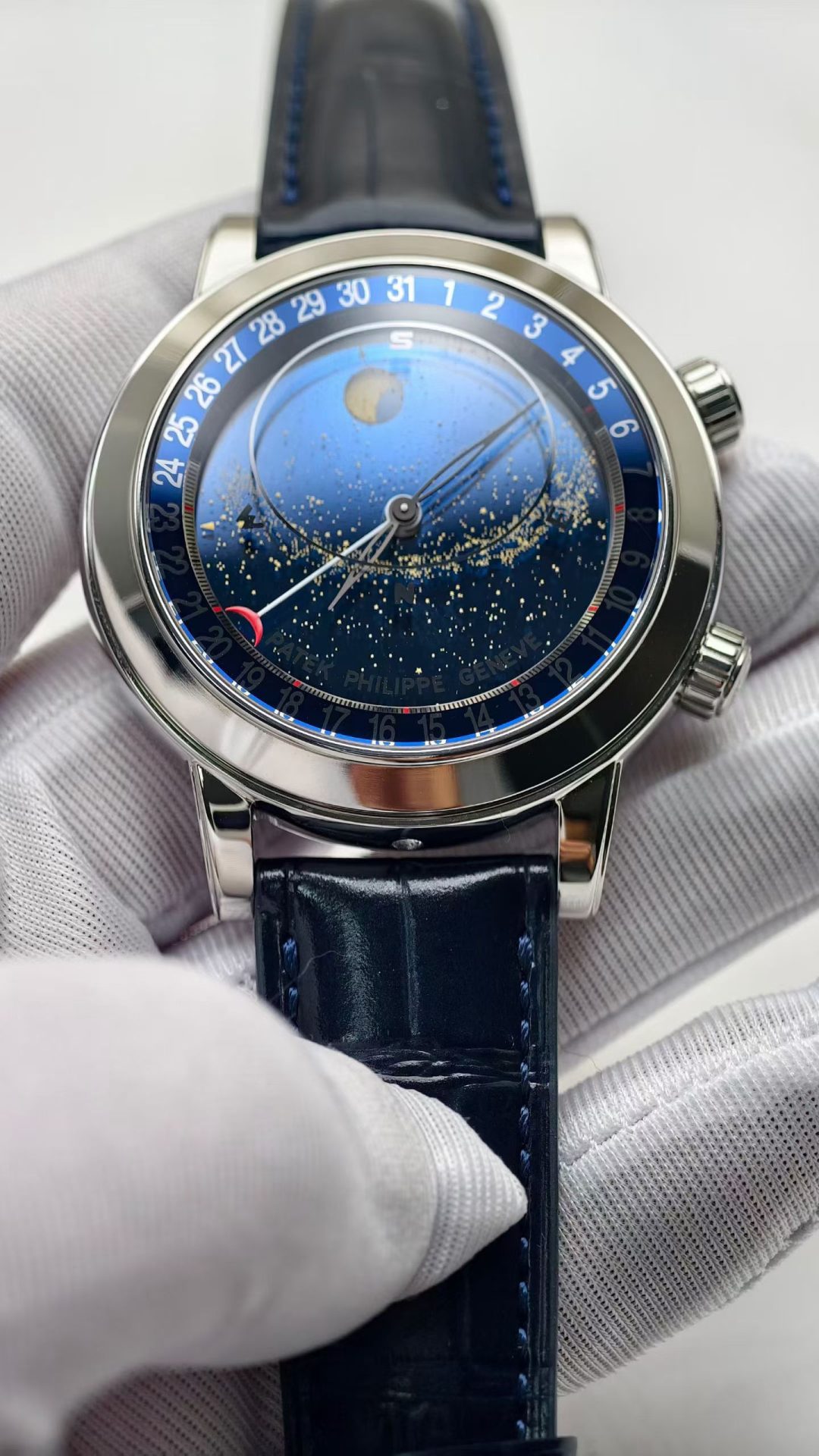 High Quality Replica Detail Shot