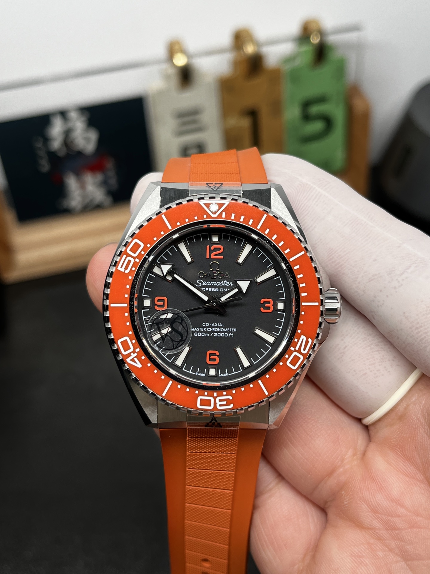 High Quality Replica Detail Shot