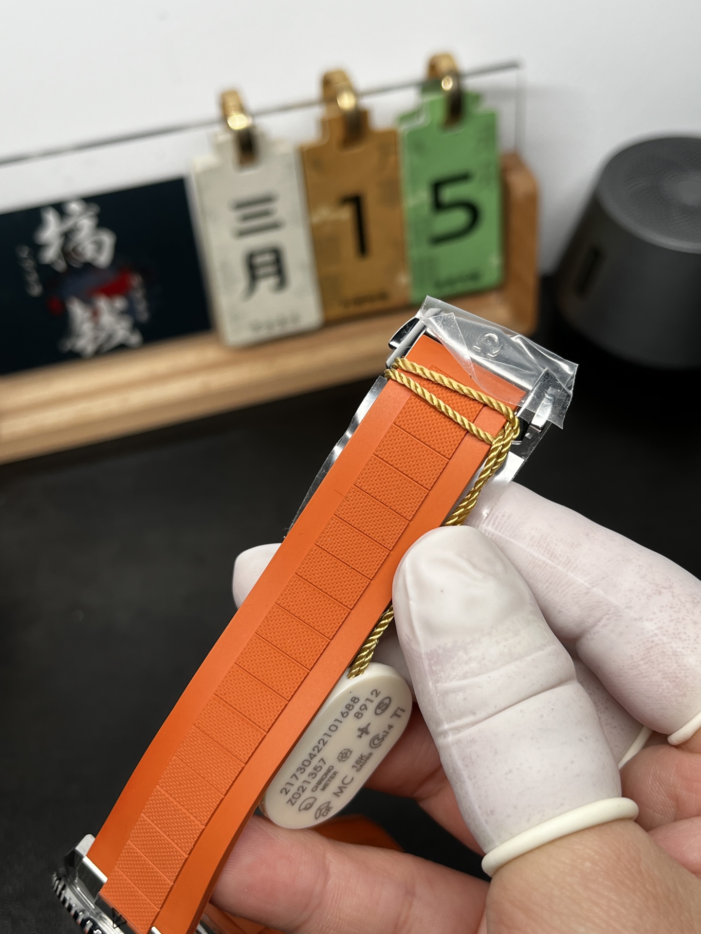 High Quality Replica Detail Shot