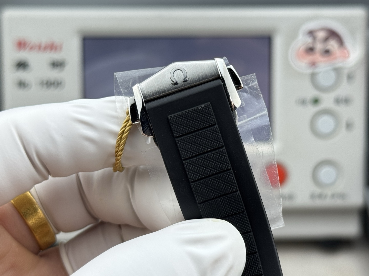 High Quality Replica Detail Shot