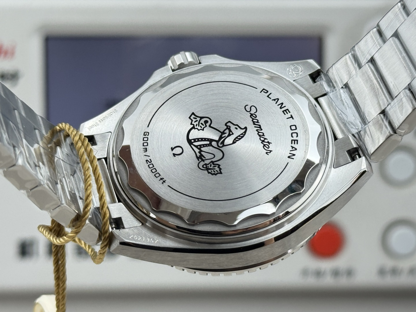 High Quality Replica Detail Shot