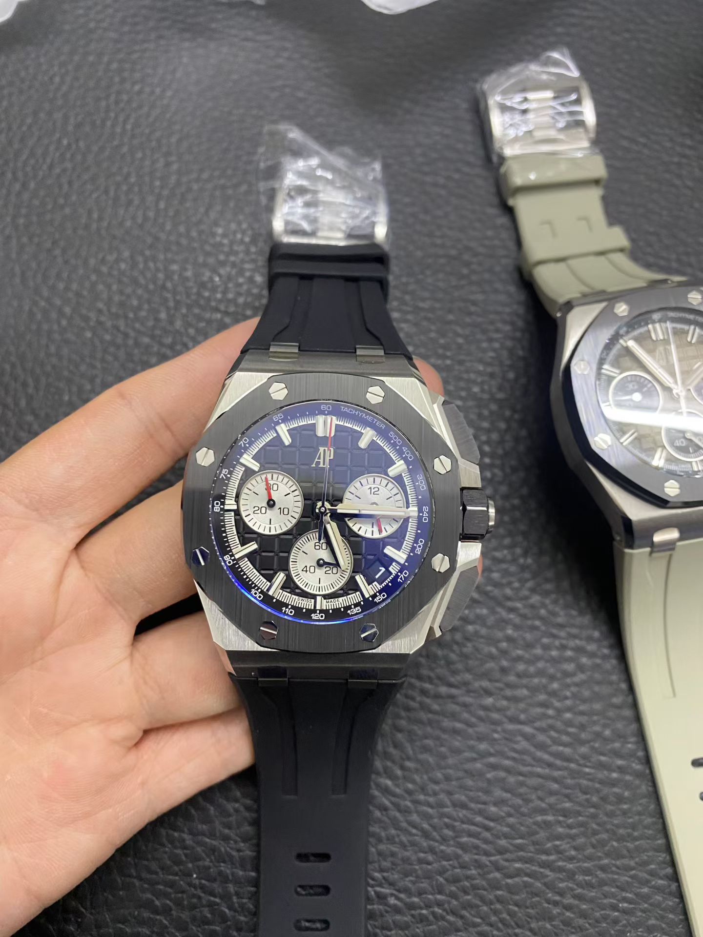 High Quality Replica Detail Shot