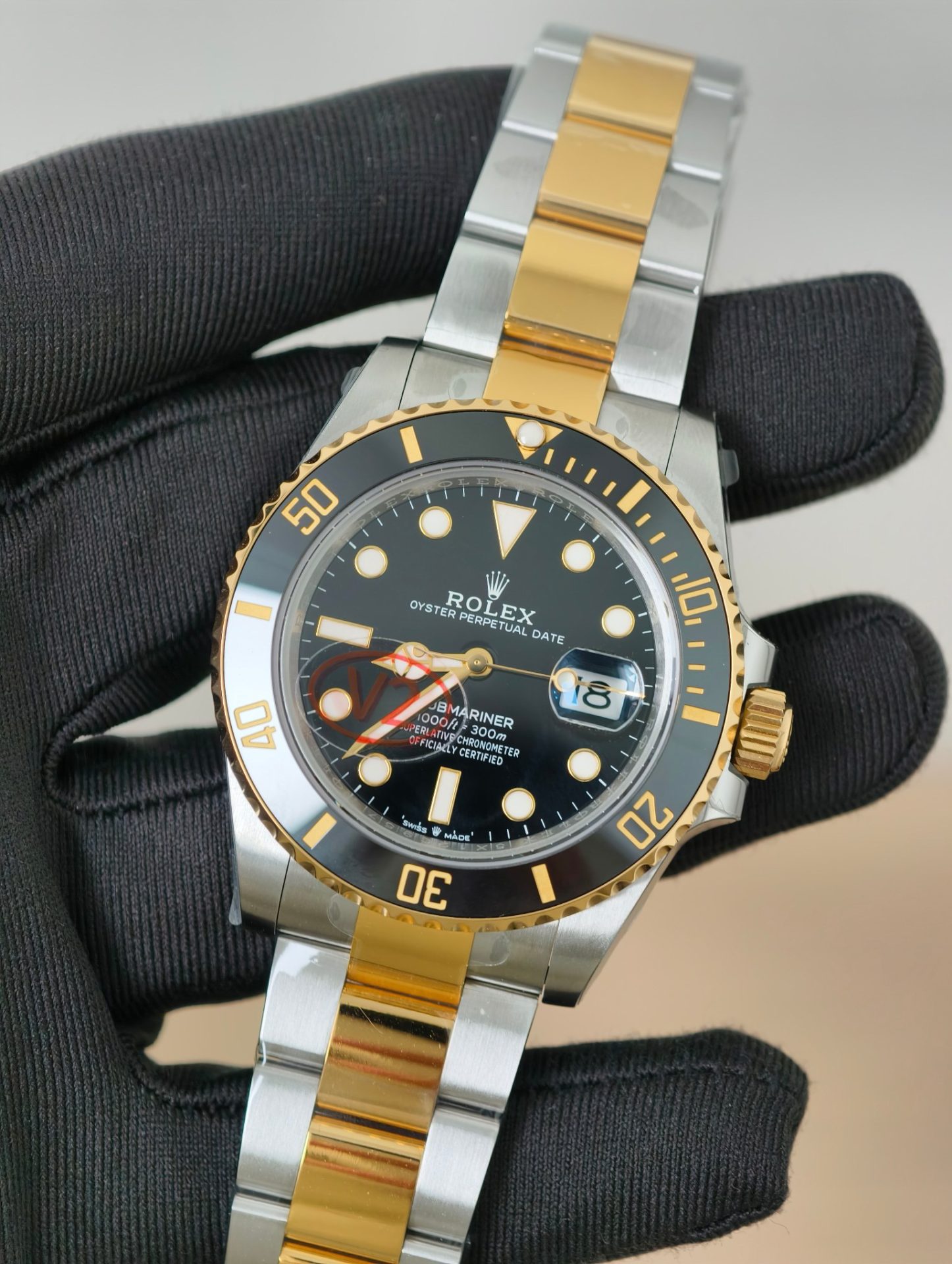 High Quality Replica Detail Shot