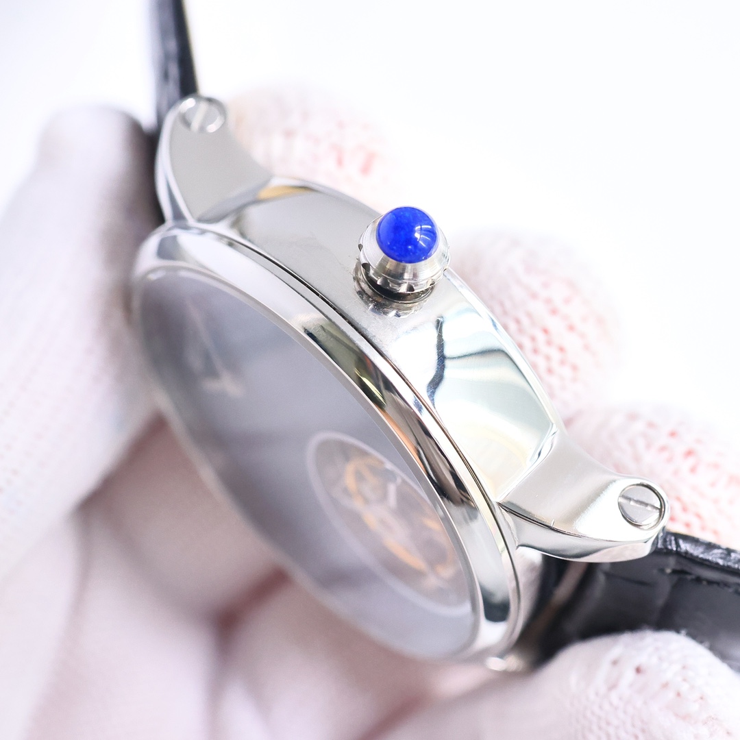 High Quality Replica Detail Shot