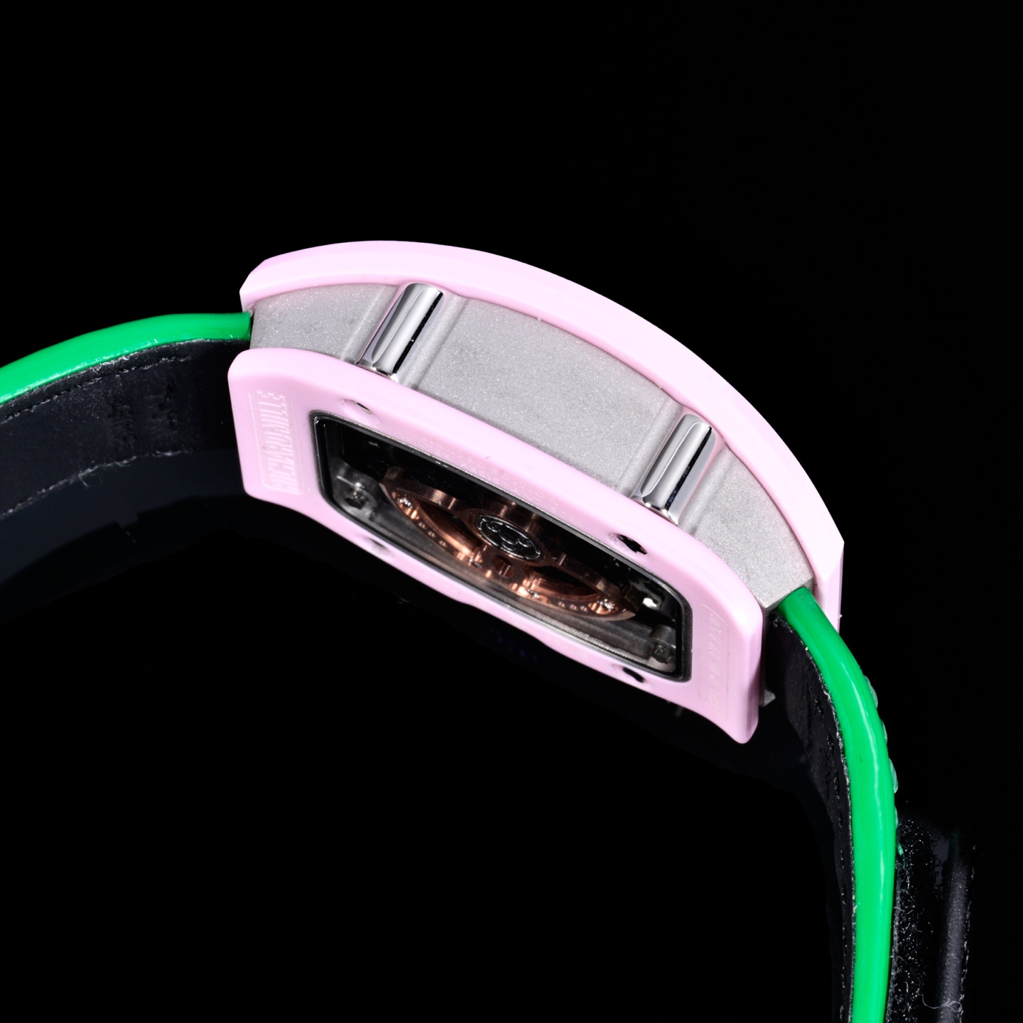 High Quality Replica Detail Shot