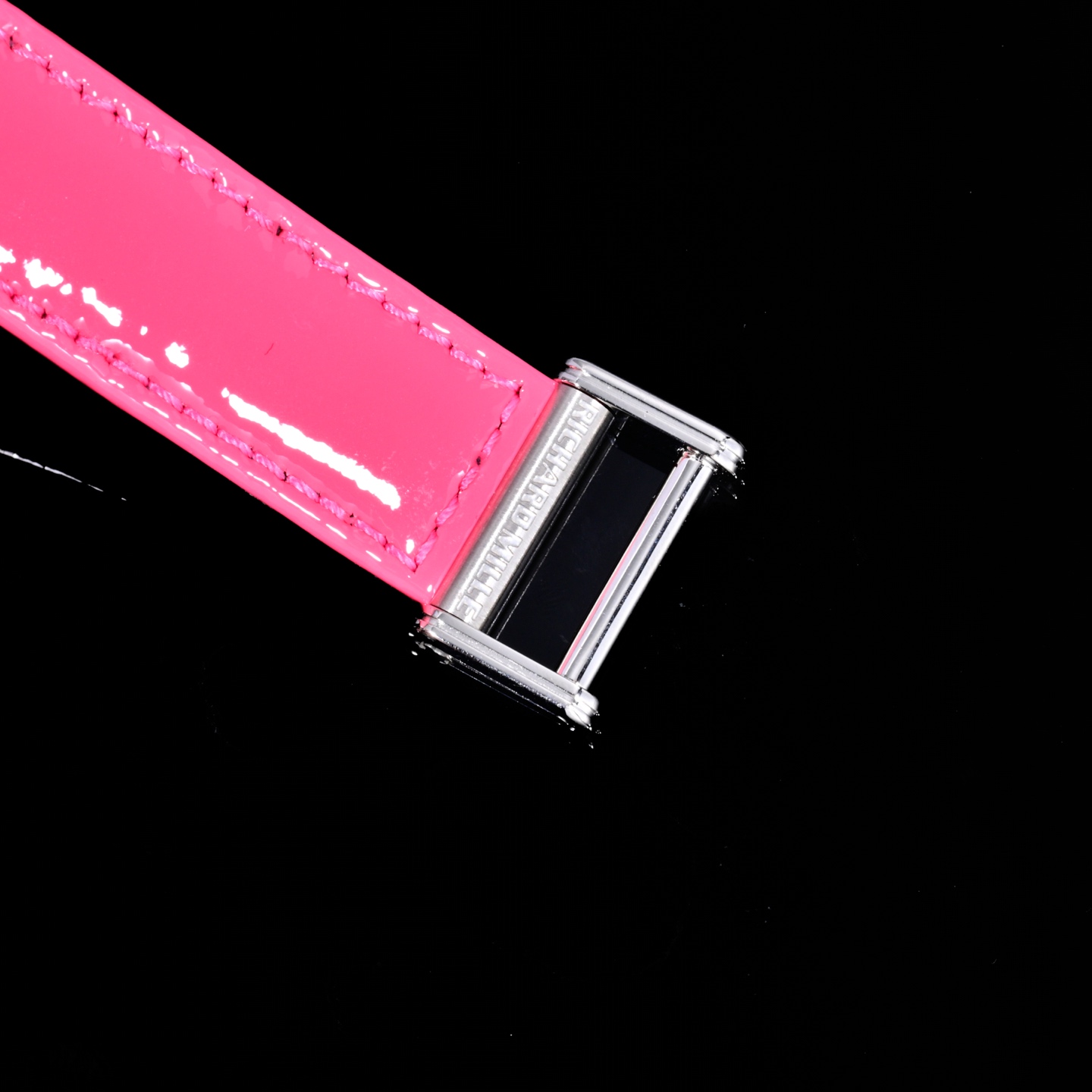 High Quality Replica Detail Shot