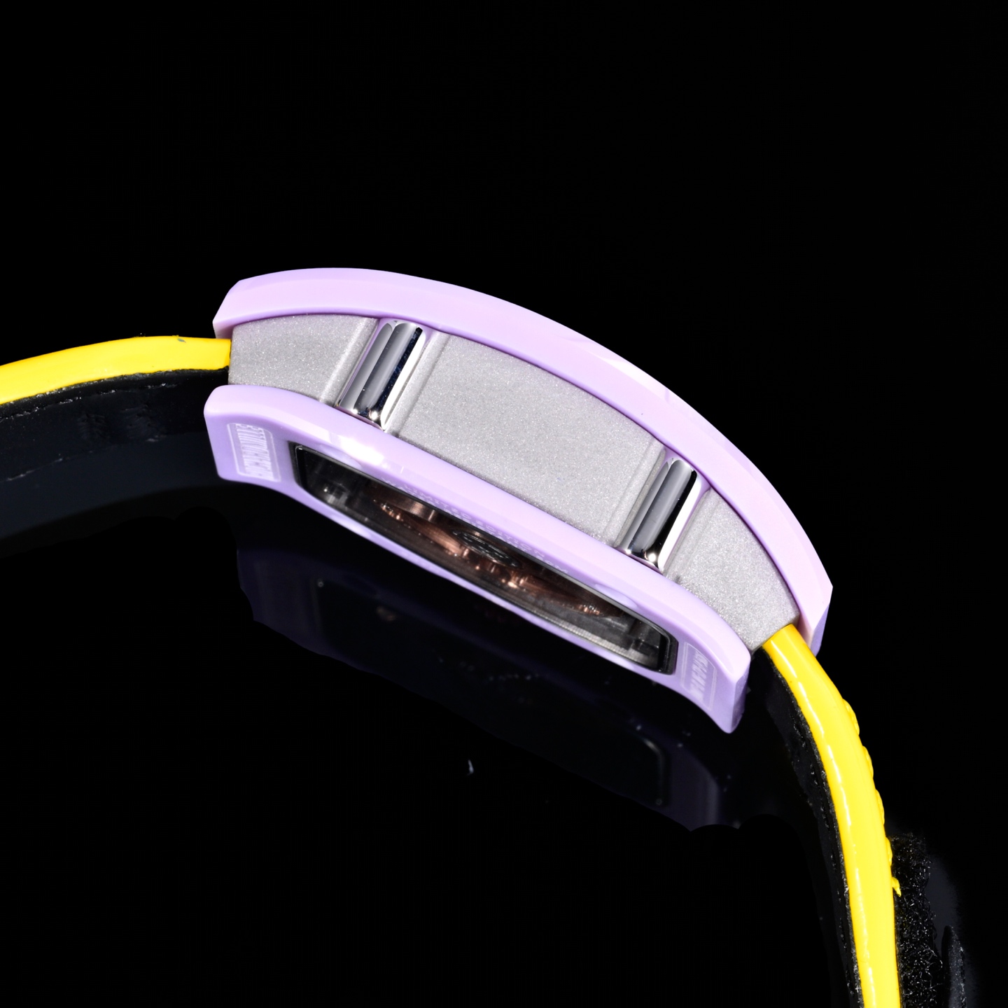 High Quality Replica Detail Shot