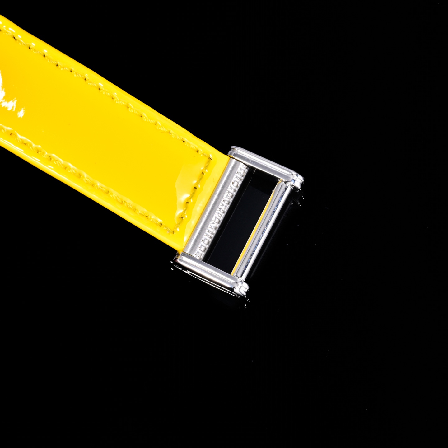 High Quality Replica Detail Shot