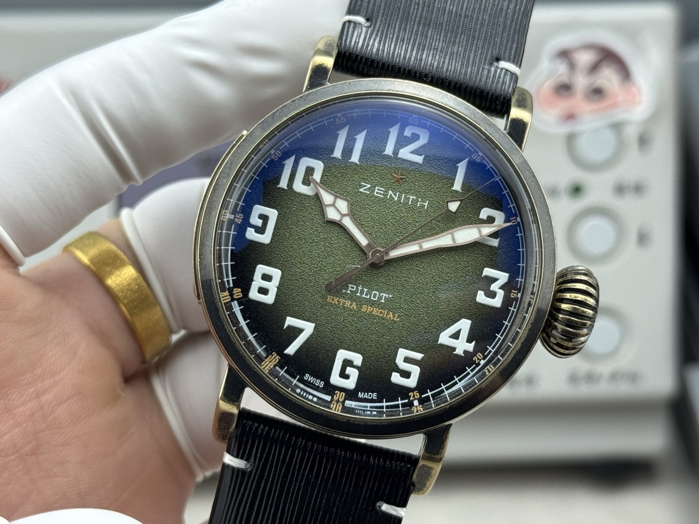 High Quality Replica Detail Shot