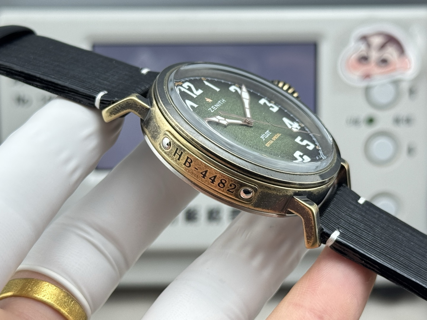 High Quality Replica Detail Shot