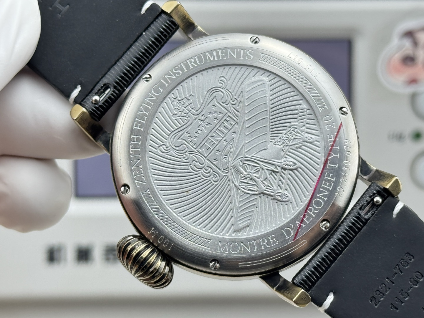 High Quality Replica Detail Shot