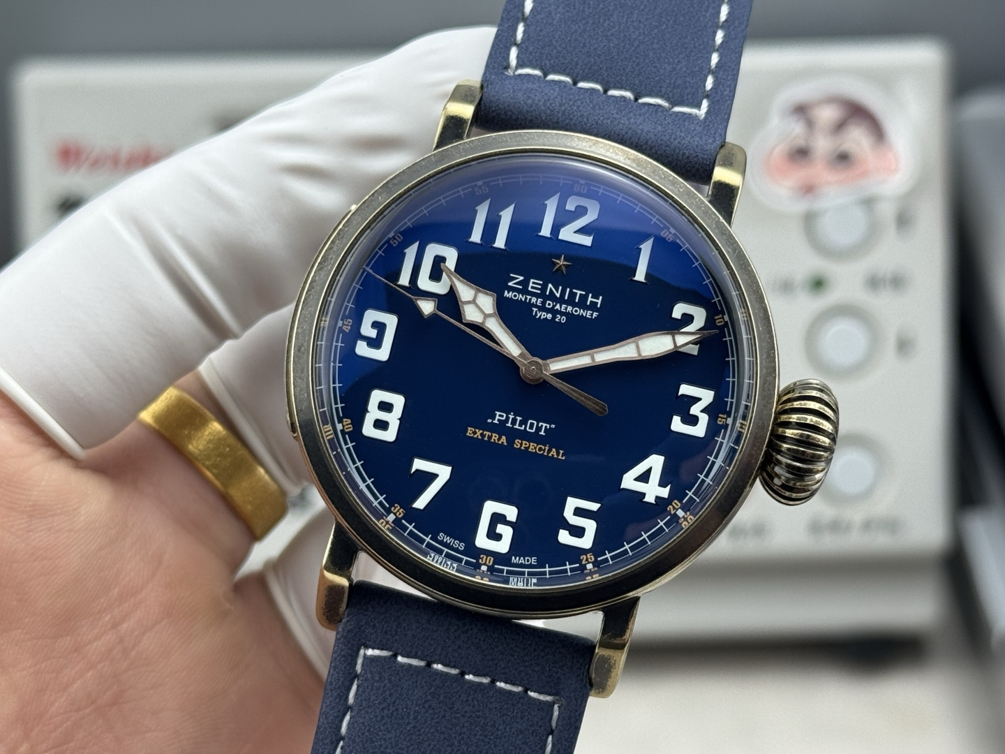 High Quality Replica Detail Shot