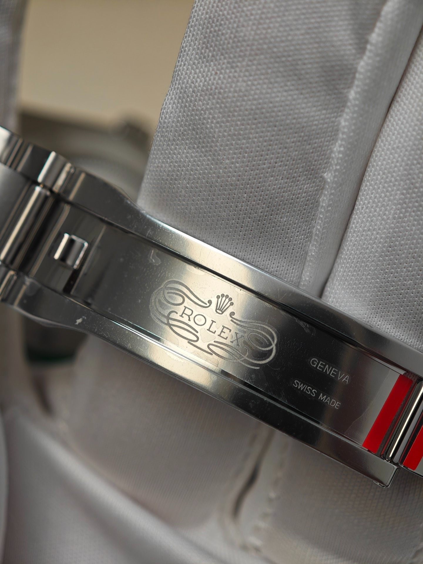 High Quality Replica Detail Shot