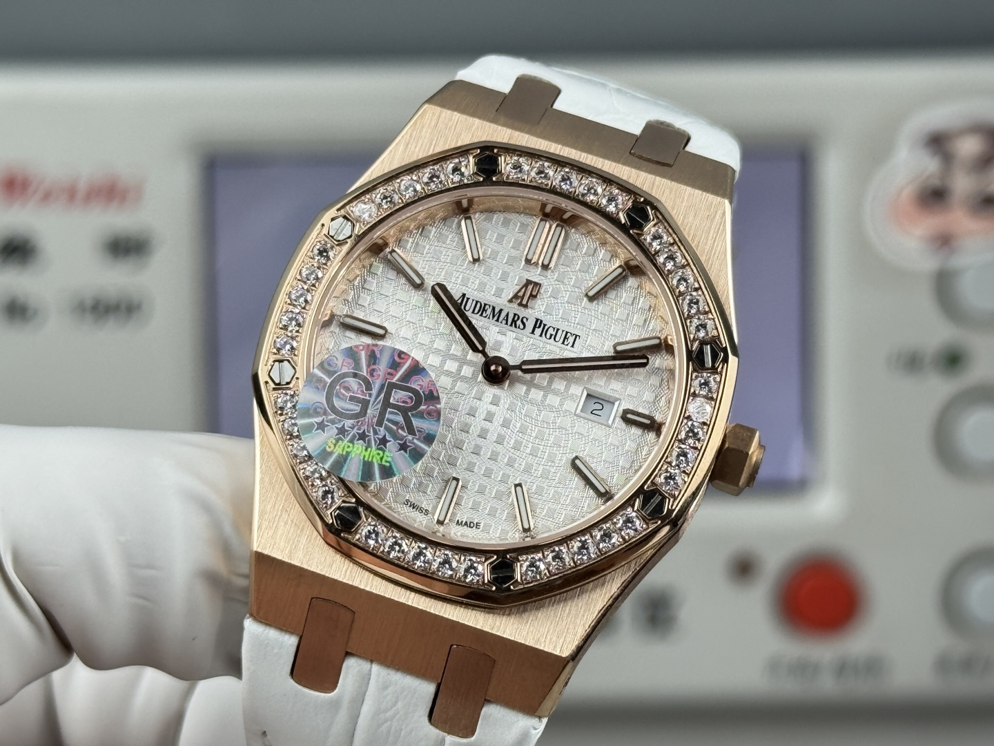 High Quality Replica Detail Shot