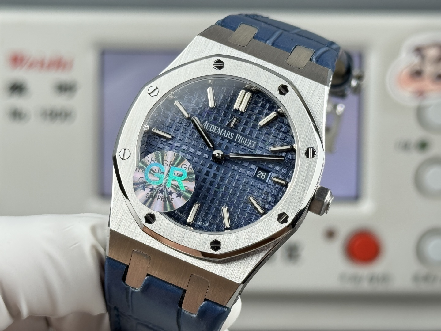 High Quality Replica Detail Shot