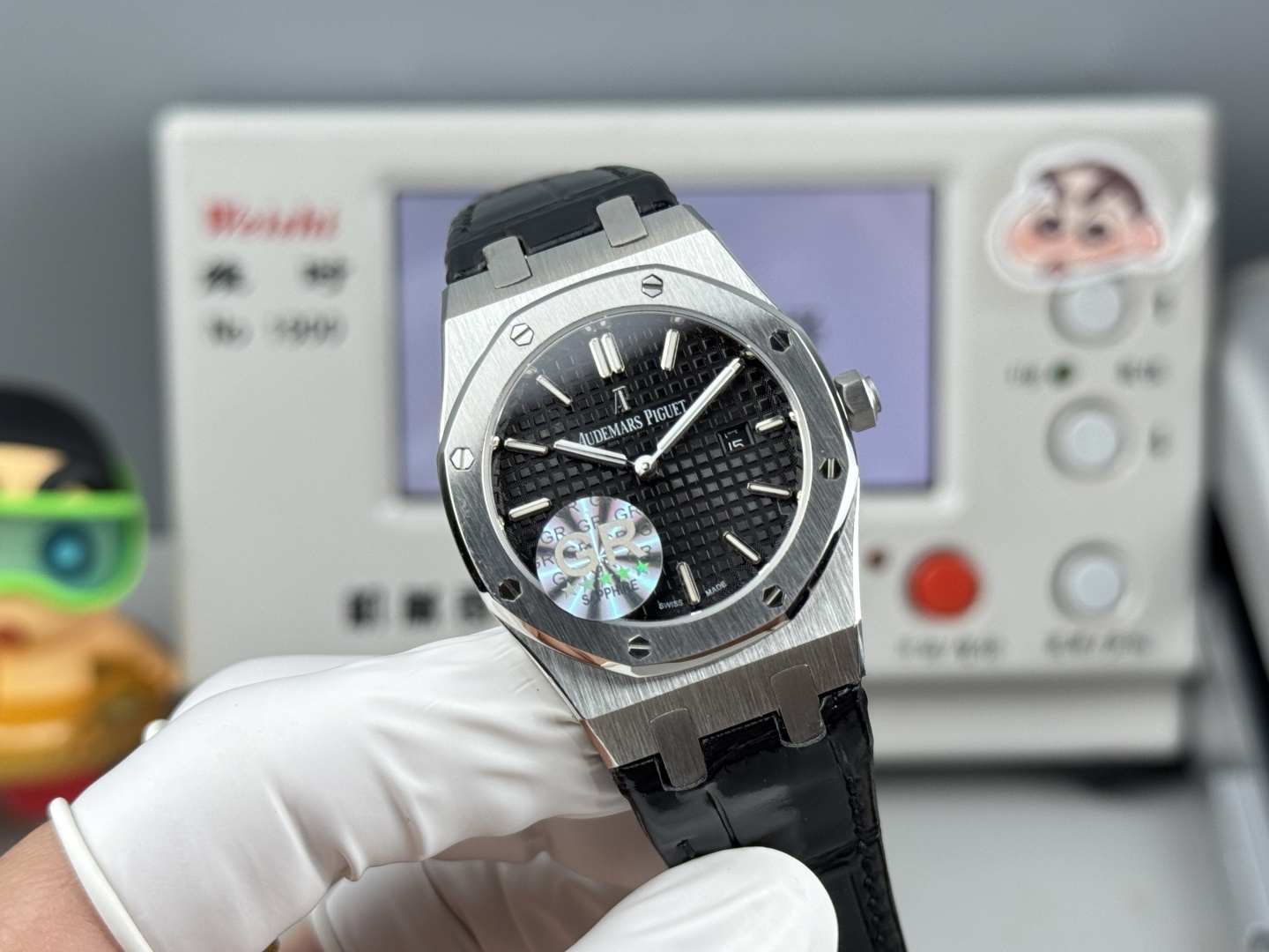 High Quality Replica Detail Shot