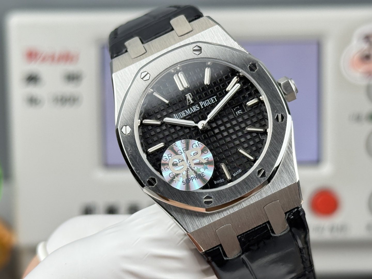 High Quality Replica Detail Shot