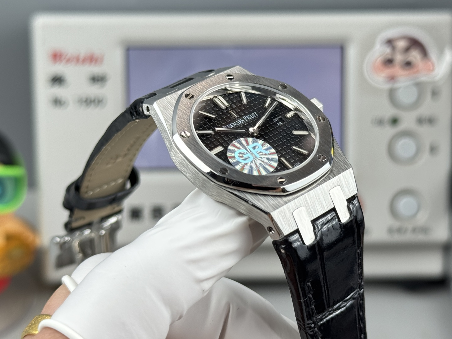 High Quality Replica Detail Shot