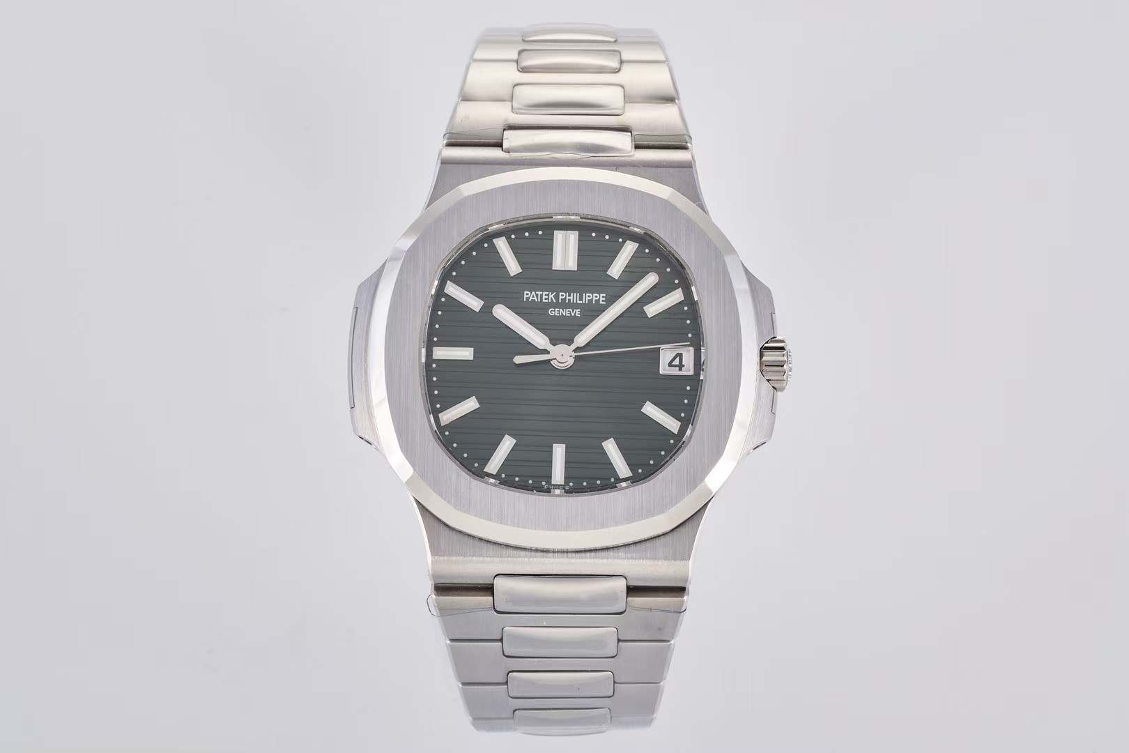 High Quality Replica Detail Shot