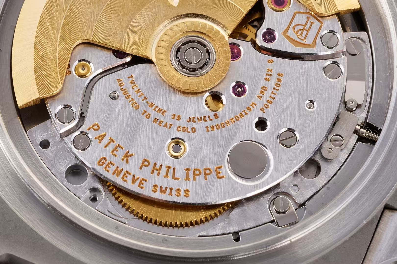 High Quality Replica Detail Shot