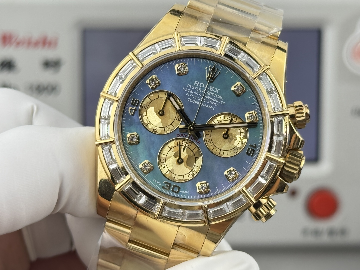 High Quality Replica Detail Shot