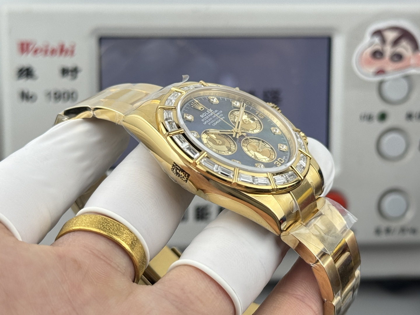 High Quality Replica Detail Shot