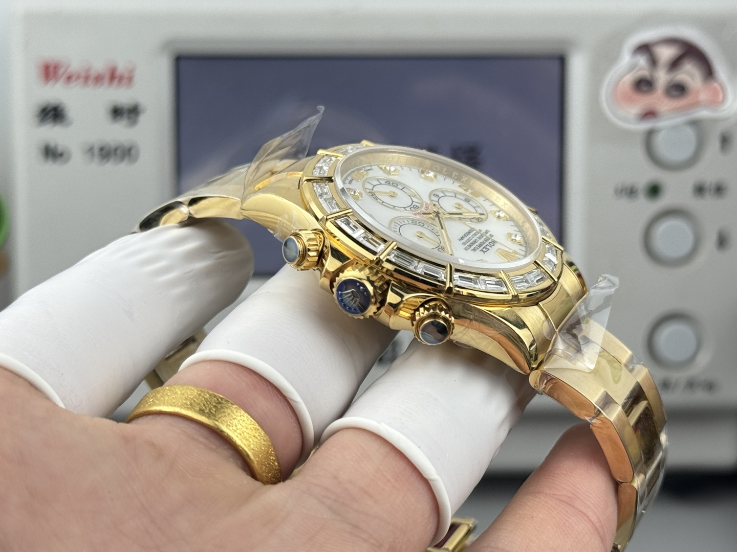 High Quality Replica Detail Shot