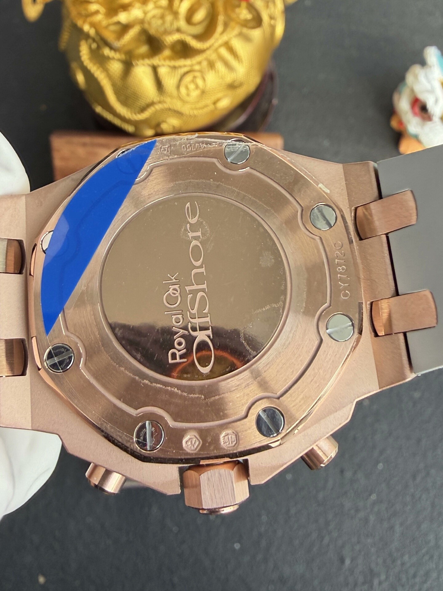 High Quality Replica Detail Shot