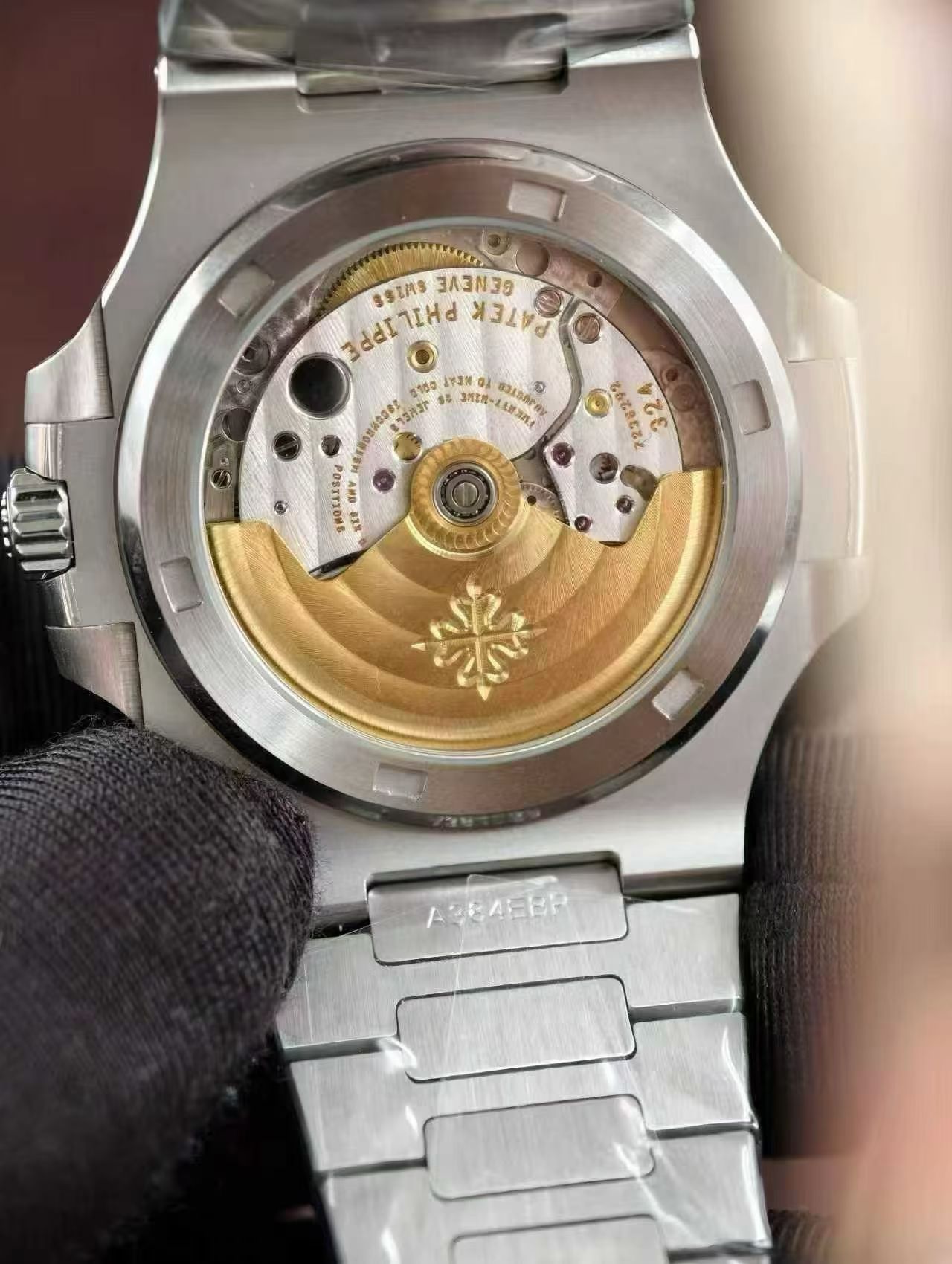 High Quality Replica Detail Shot