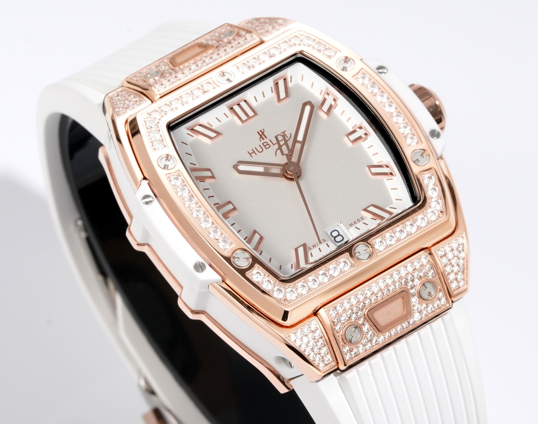 High Quality Replica Detail Shot