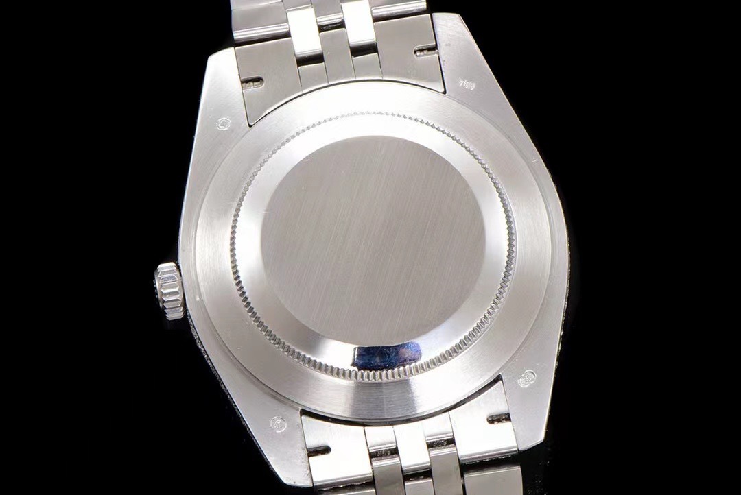 High Quality Replica Detail Shot