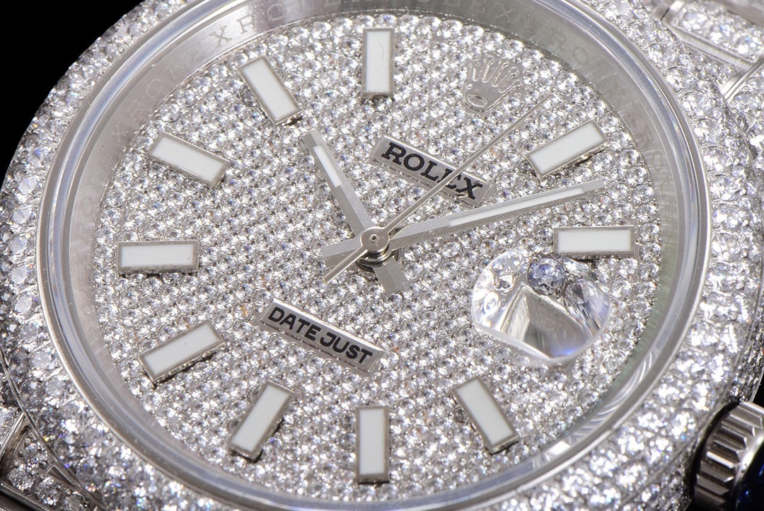 High Quality Replica Detail Shot