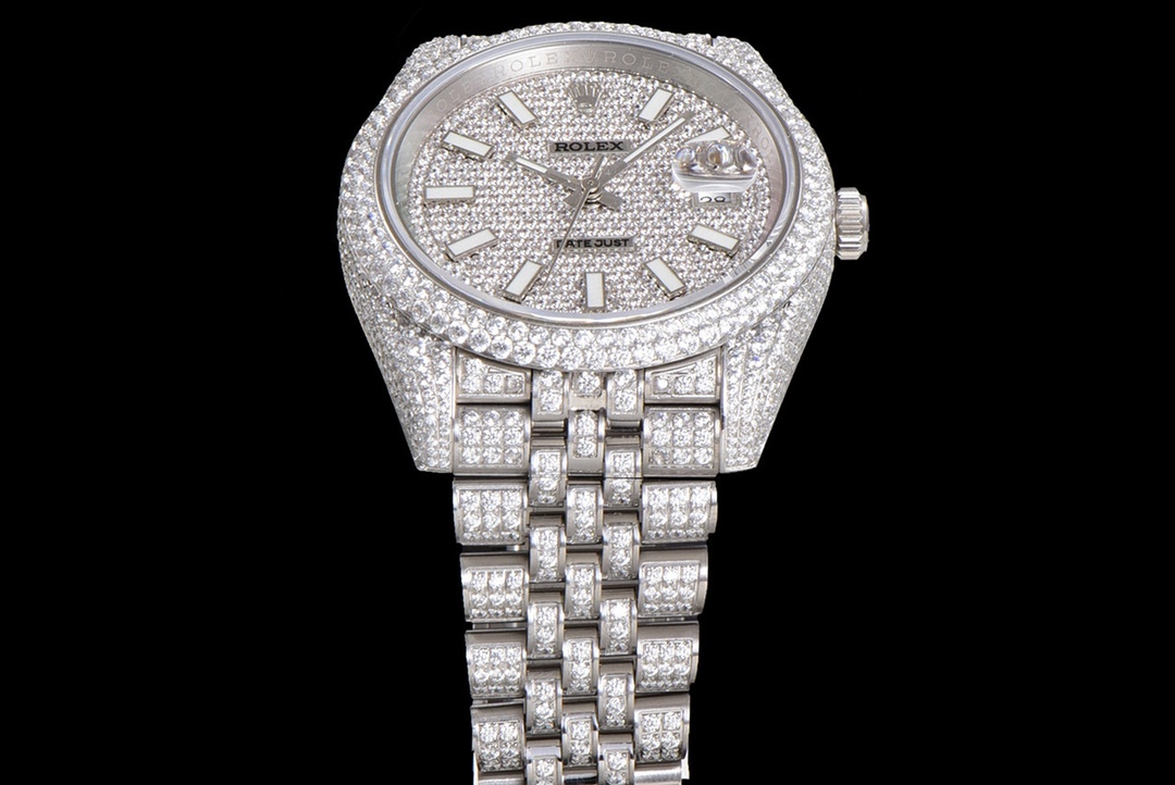 High Quality Replica Detail Shot