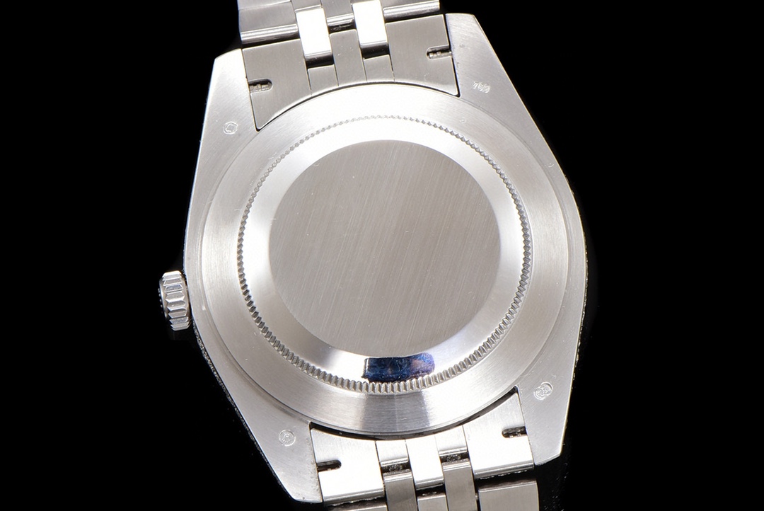 High Quality Replica Detail Shot