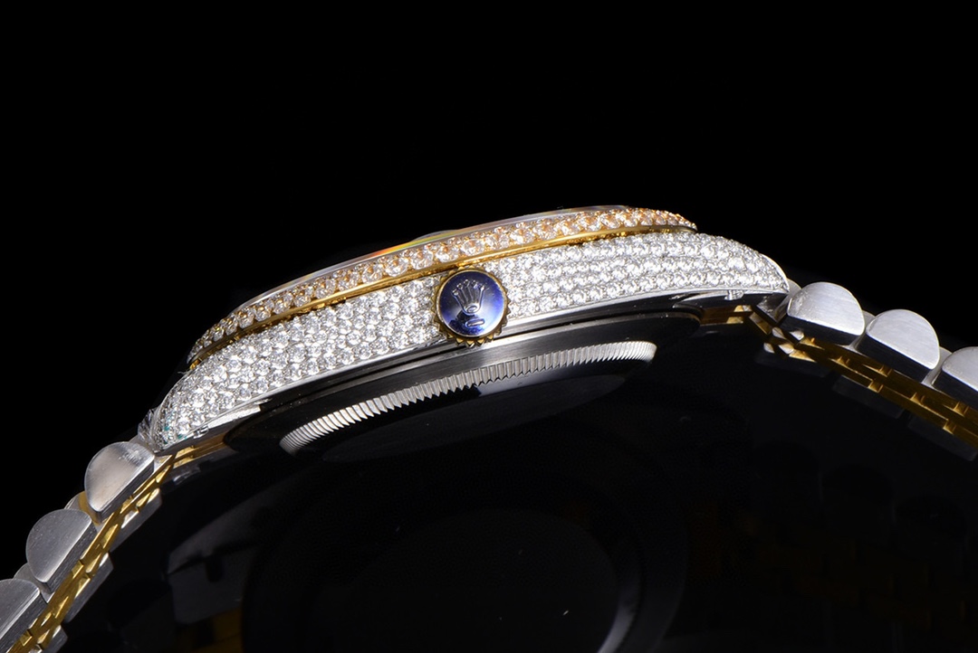 High Quality Replica Detail Shot