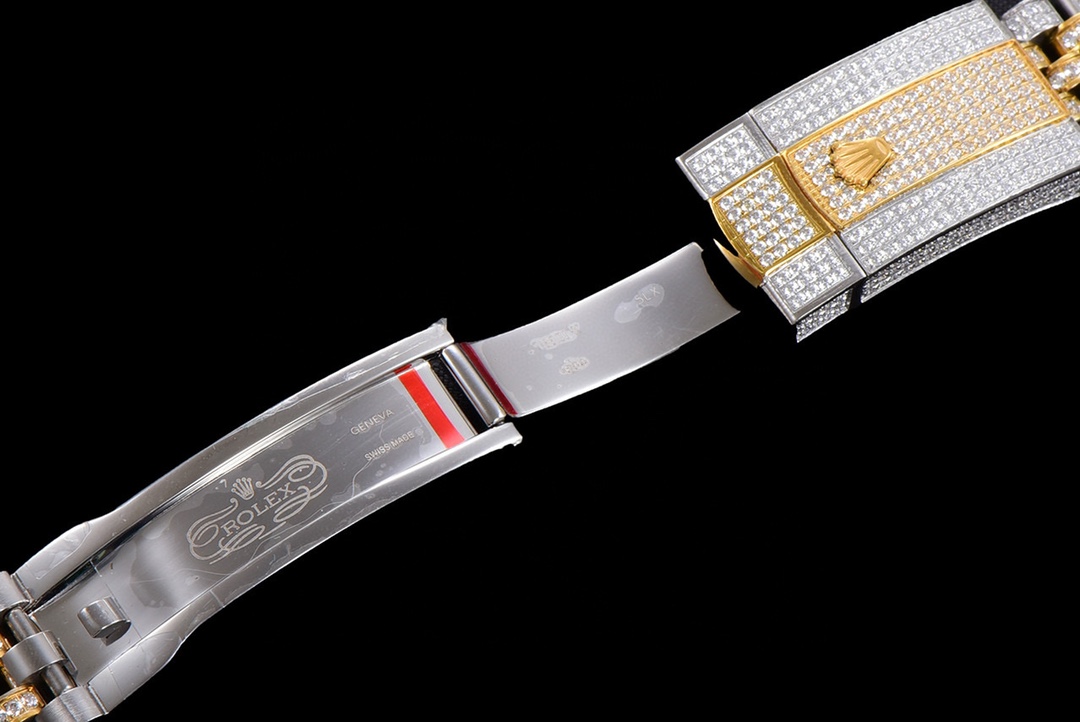 High Quality Replica Detail Shot