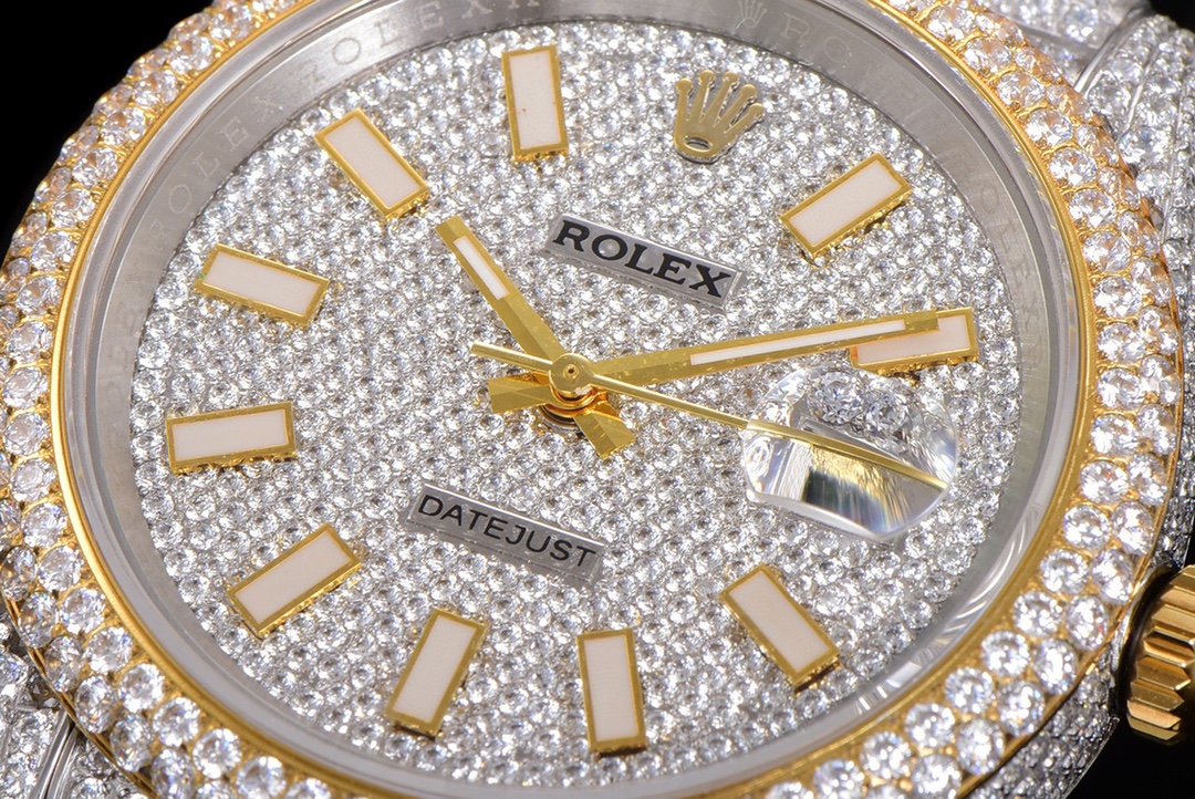 High Quality Replica Detail Shot