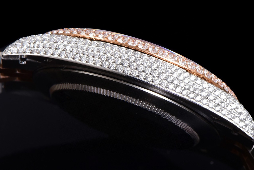 High Quality Replica Detail Shot