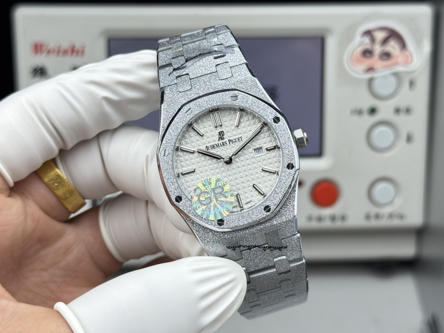 High Quality Replica Detail Shot