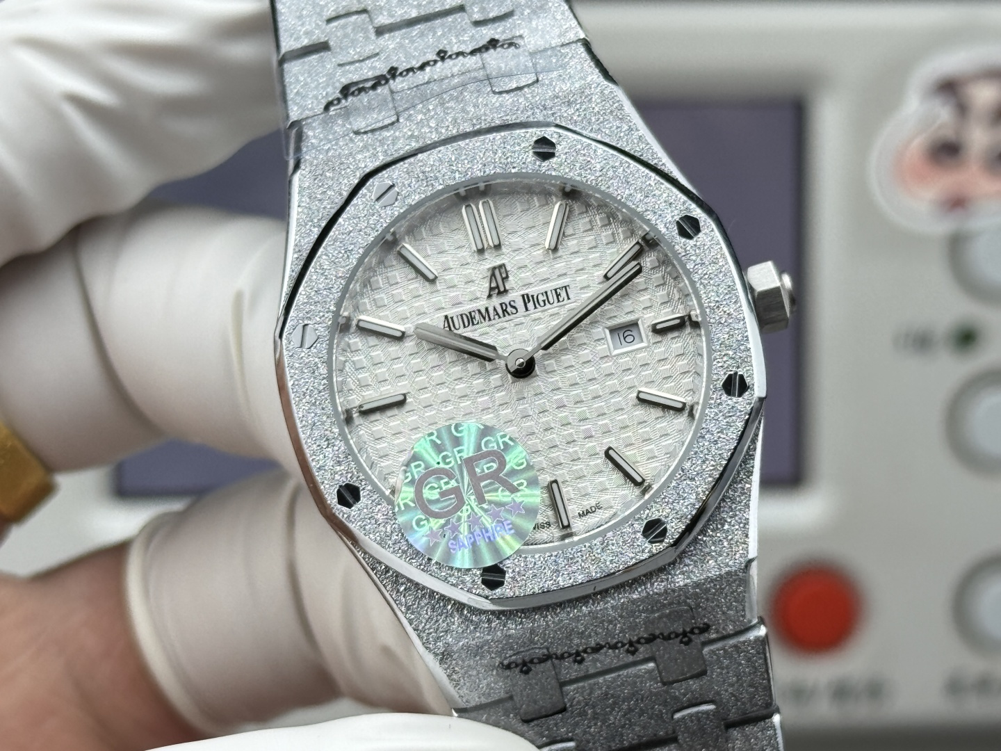 High Quality Replica Detail Shot