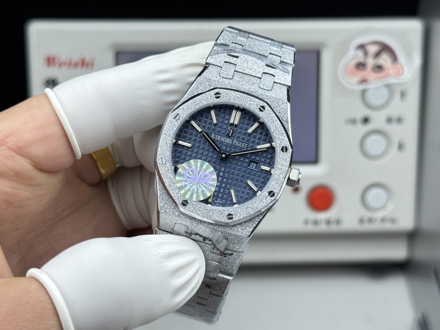 High Quality Replica Detail Shot