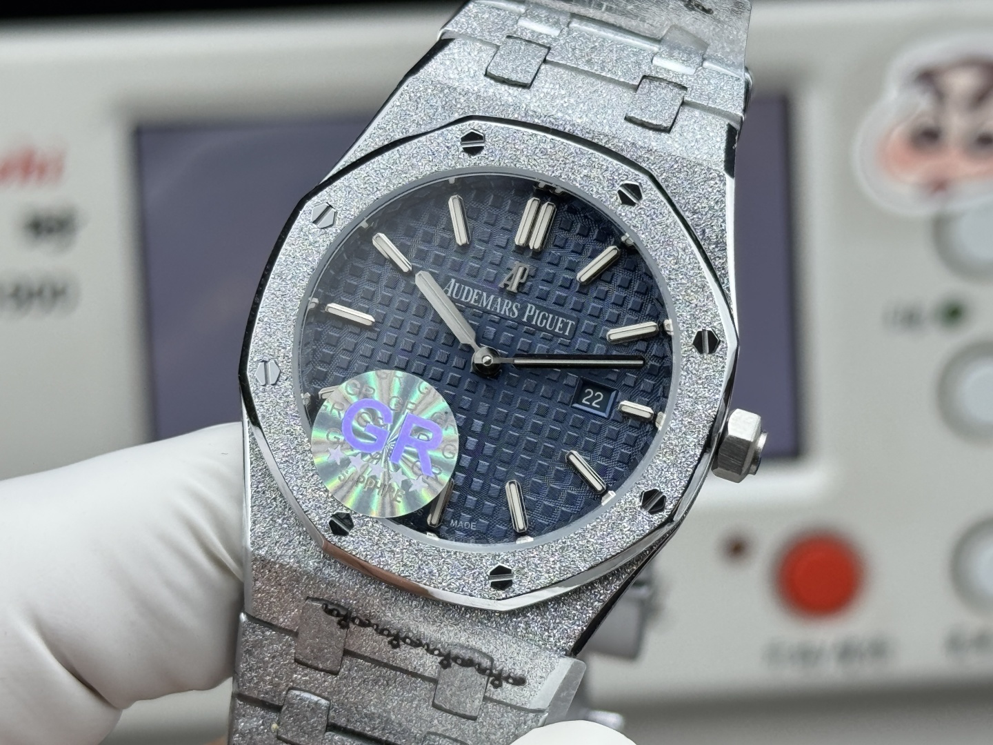 High Quality Replica Detail Shot