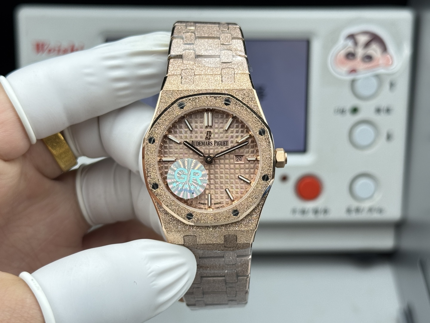 High Quality Replica Detail Shot