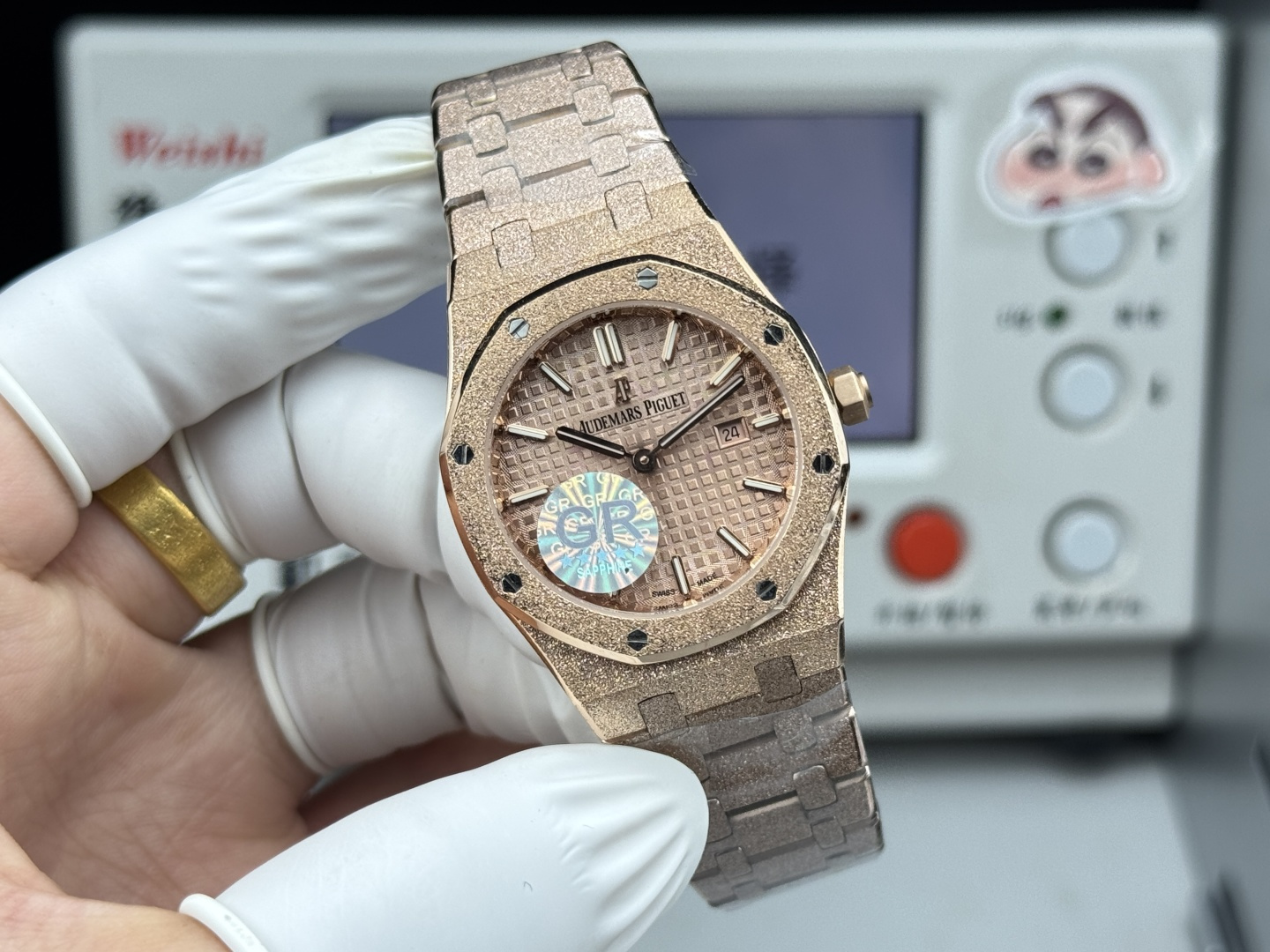 High Quality Replica Detail Shot