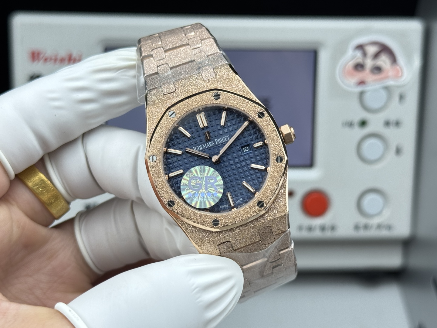 High Quality Replica Detail Shot