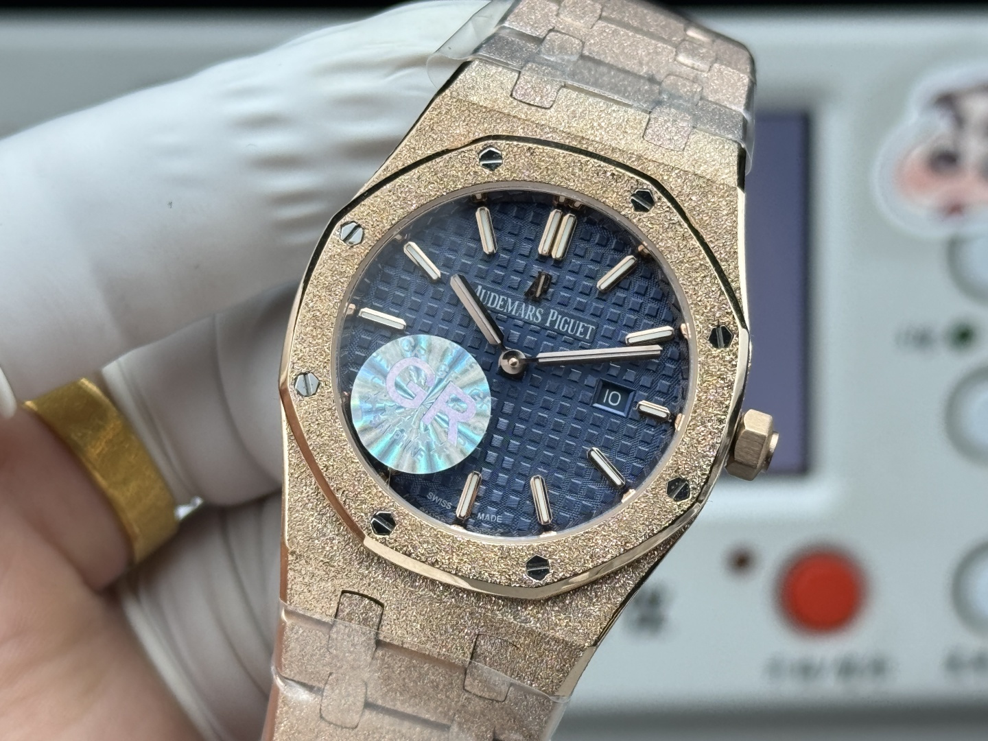 High Quality Replica Detail Shot