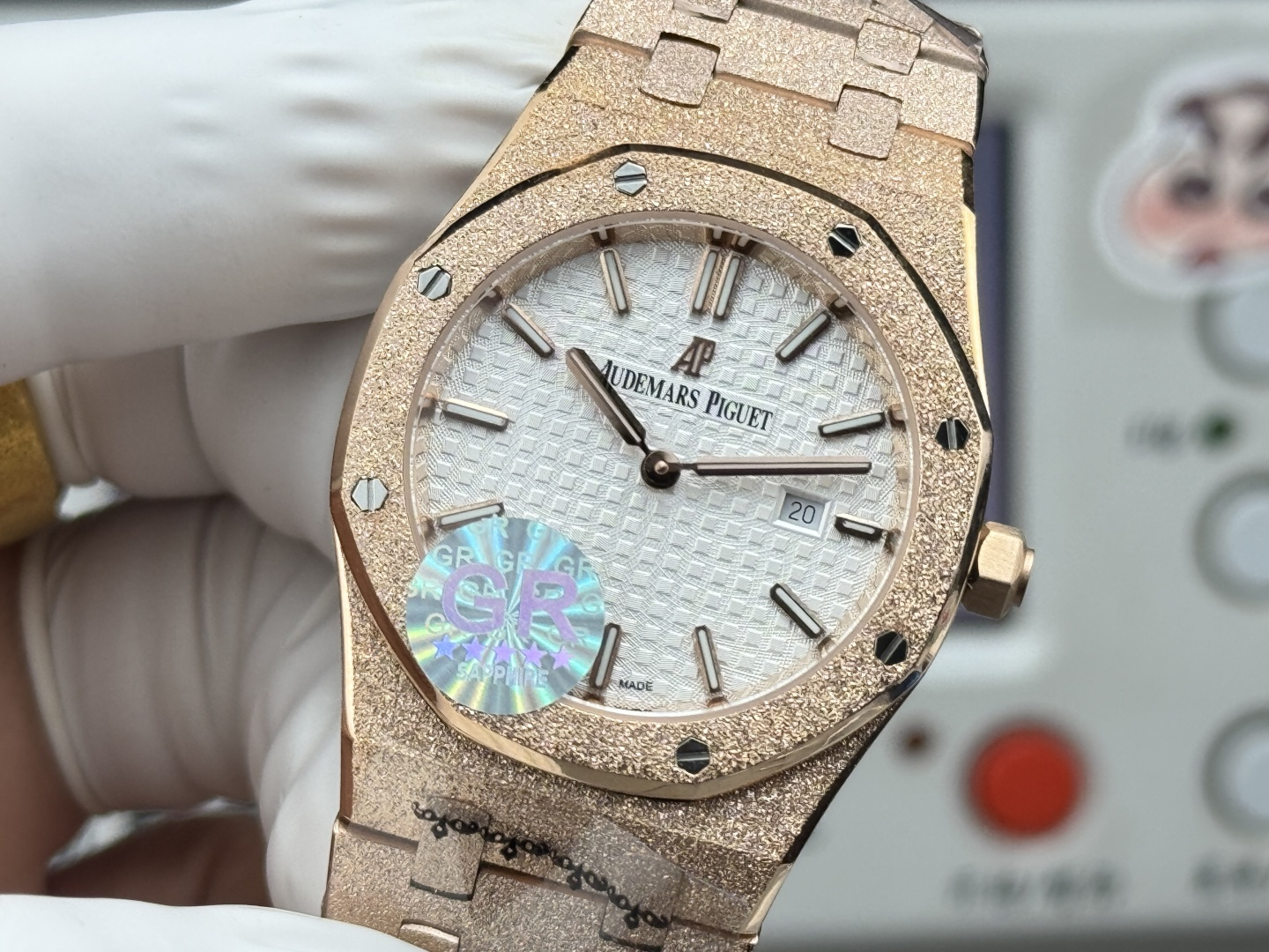 High Quality Replica Detail Shot