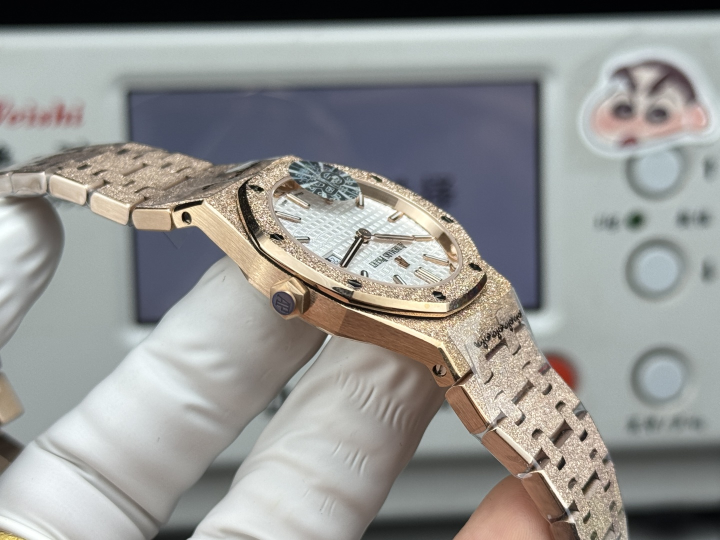 High Quality Replica Detail Shot